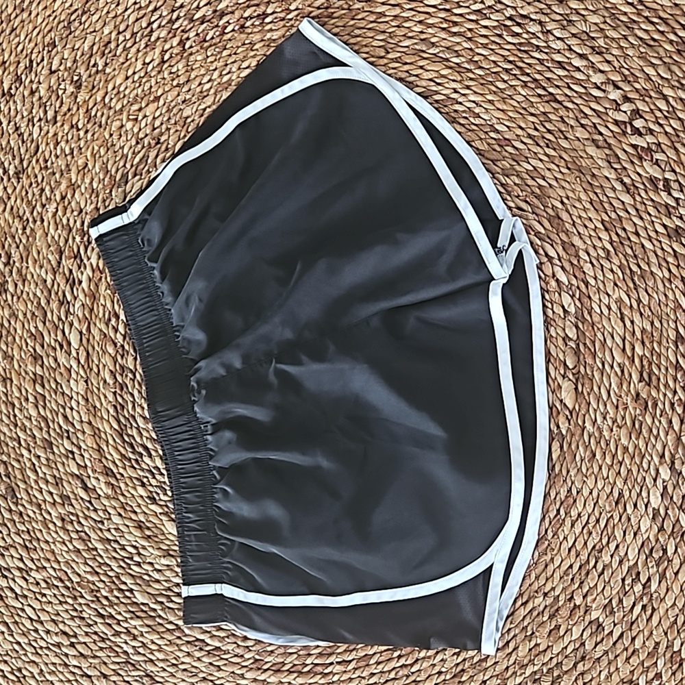 Women's Active Running Shorts Size M Members Mark Black w/ white